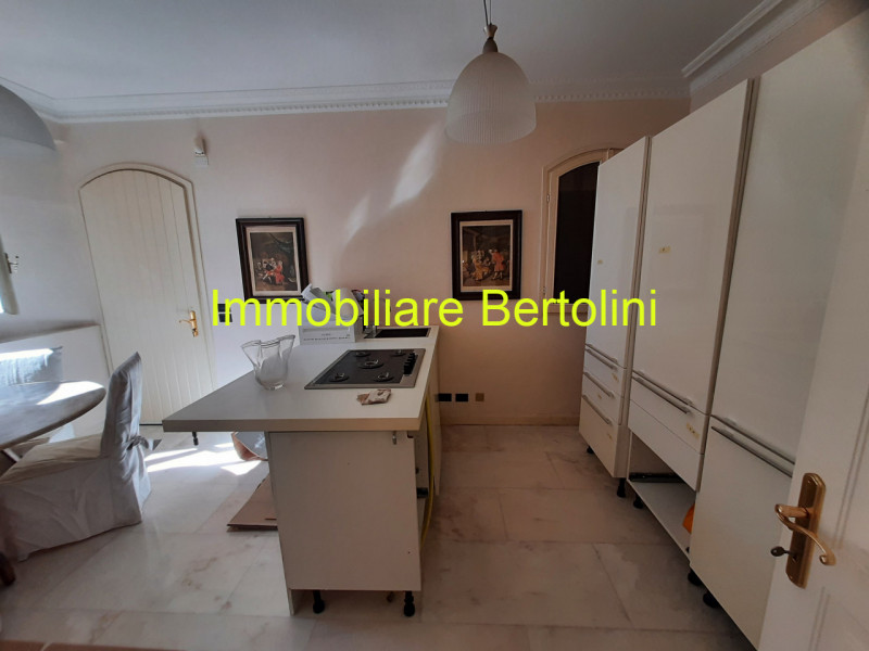 Immagine 15 di Villa in affitto  in c.so marconi a San Remo