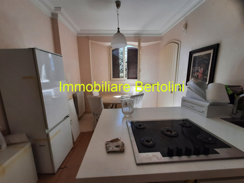 Immagine 17 di Villa in affitto  in c.so marconi a San Remo