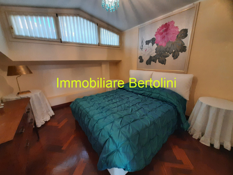 Immagine 51 di Villa in affitto  in c.so marconi a San Remo