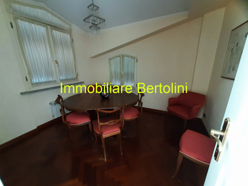 Immagine 56 di Villa in affitto  in c.so marconi a San Remo