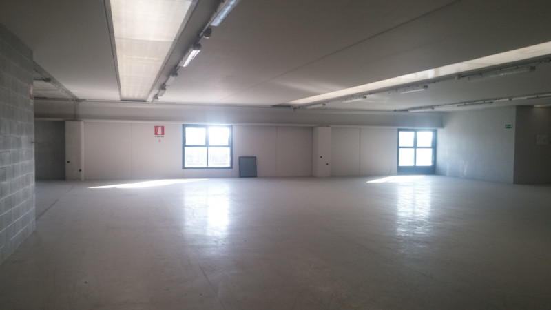 Immagine 21 di Magazzino in vendita  in STRADA DEI BOSCHI a Villasanta