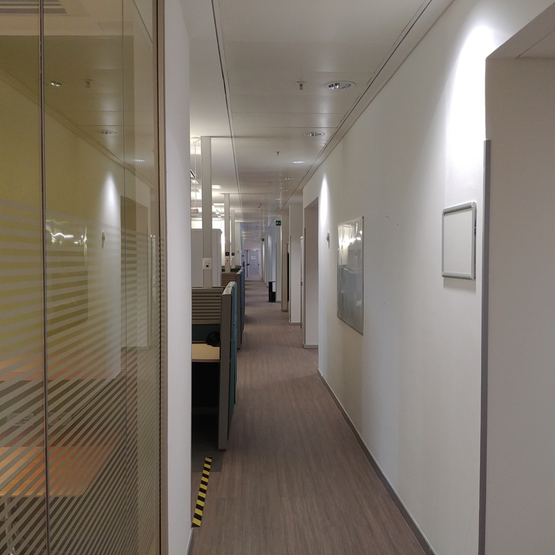 Immagine 2 di Ufficio in affitto  in VIA CAMPANIA a Monza