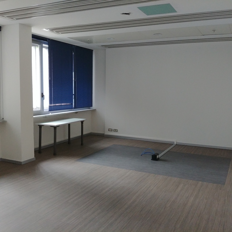 Immagine 19 di Ufficio in affitto  in VIA CAMPANIA a Monza
