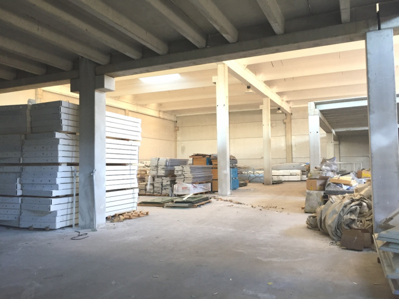 Immagine 17 di Capannone industriale in vendita  in VIA COMO a Gessate