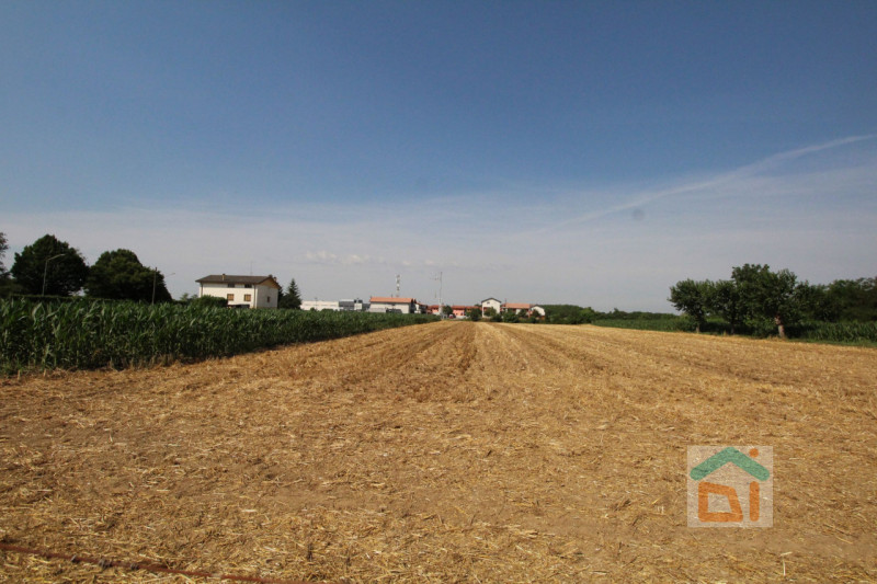 Immagine 20 di Terreno in vendita  in Strada Militare a Palmanova