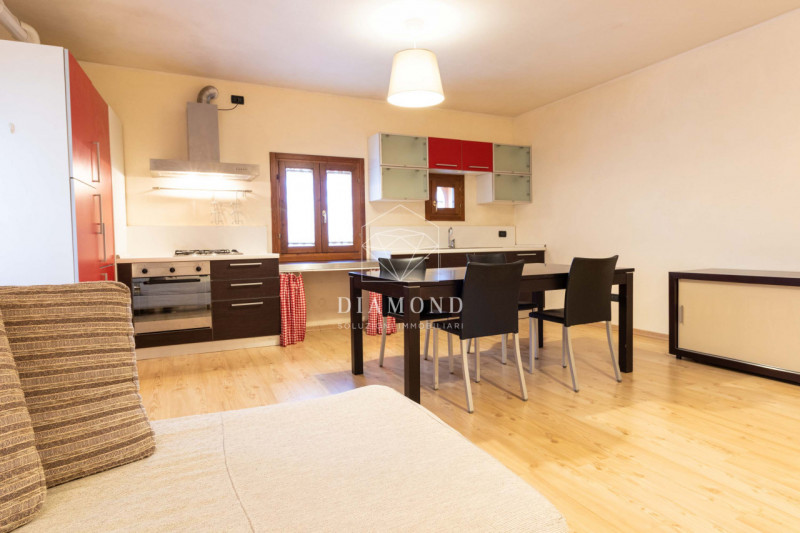 Immagine 2 di Appartamento in affitto  in Via Feltrina Centro a Montebelluna