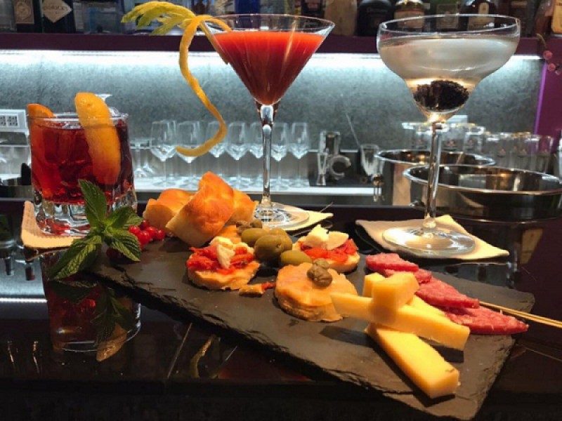 Immagine 6 di Attività commerciale in vendita  in piazza portello a Padova