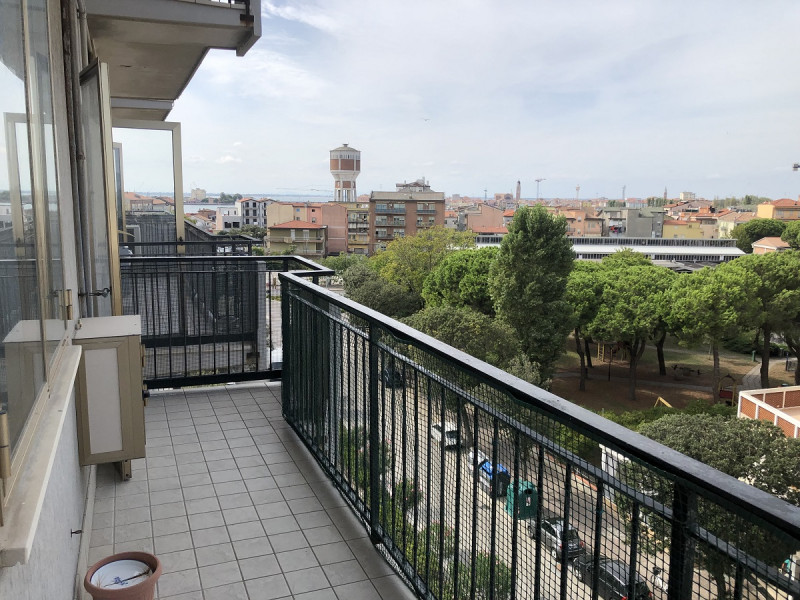 Immagine 3 di Appartamento in vendita  in Viale Umbria a Chioggia