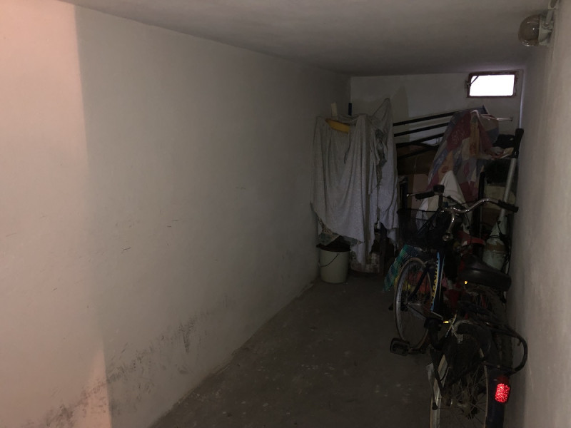 Immagine 13 di Appartamento in vendita  in Viale Umbria a Chioggia