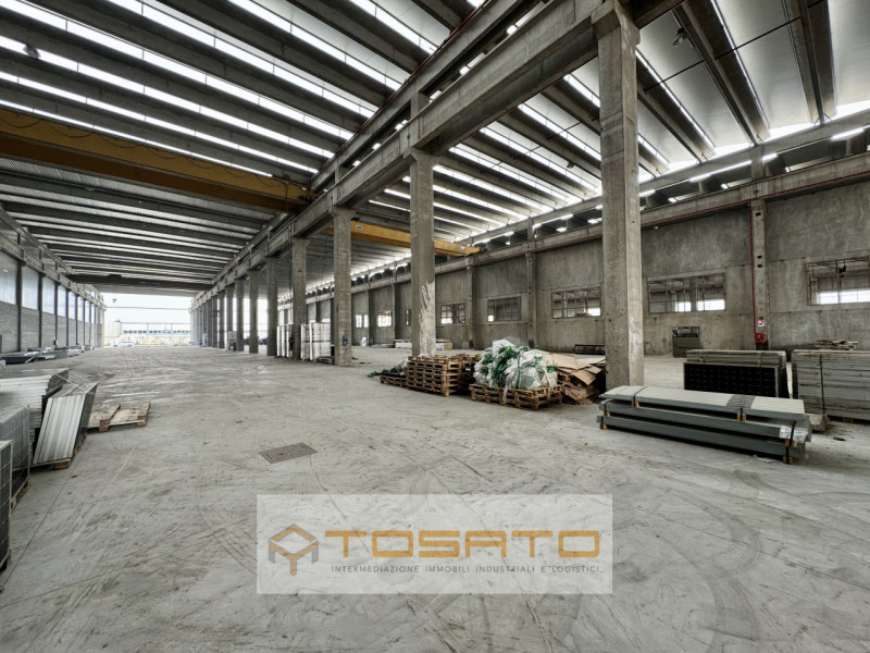 Immagine 6 di Capannone industriale in affitto  a Cittadella