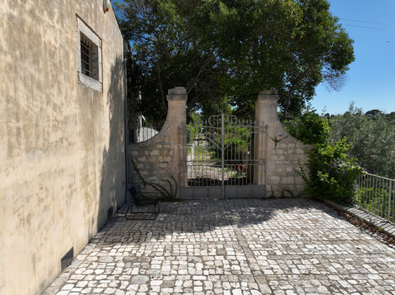 Immagine 18 di Casa indipendente in vendita  in Strada Provinciale 27 a Modica