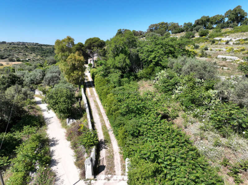 Immagine 28 di Casa indipendente in vendita  in Strada Provinciale 27 a Modica
