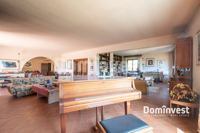 Immagine 42 di Villa in vendita  in VIA ARTURO POMPEATI LUCHINI a Fiumicino