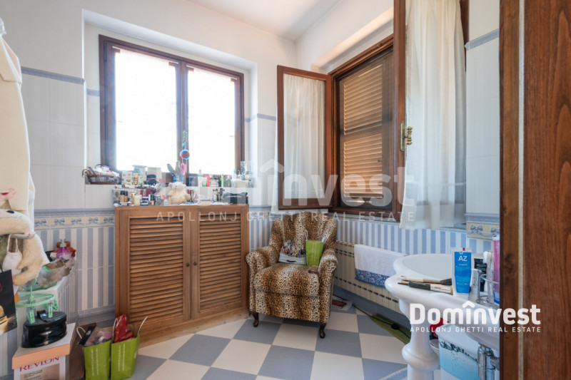 Immagine 61 di Villa in vendita  in VIA ARTURO POMPEATI LUCHINI a Fiumicino