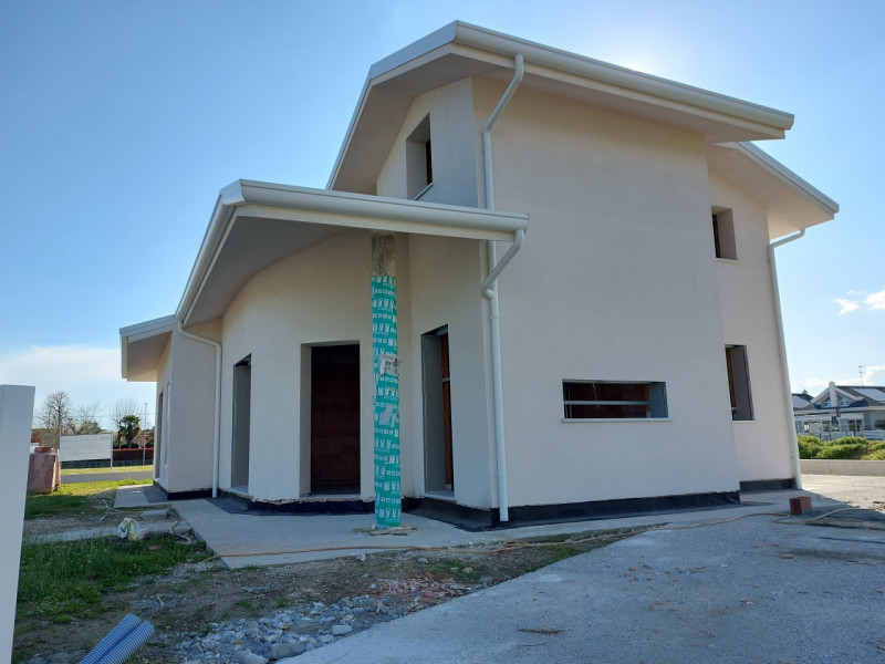 Immagine 9 di Casa bifamiliare in vendita  a Badia Polesine