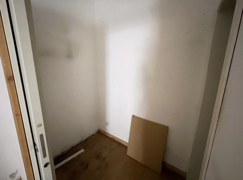 Immagine 4 di Negozio in vendita  in PIAZZA EREMITANI - RIVIERA DEI PONTI ROMANI RIF 4597 a Padova