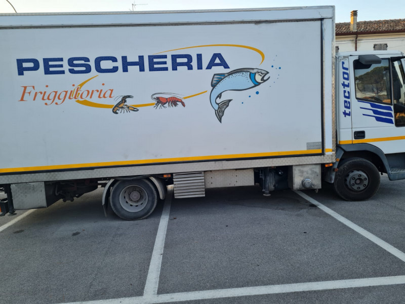 Immagine 4 di Negozio in vendita  a Chioggia