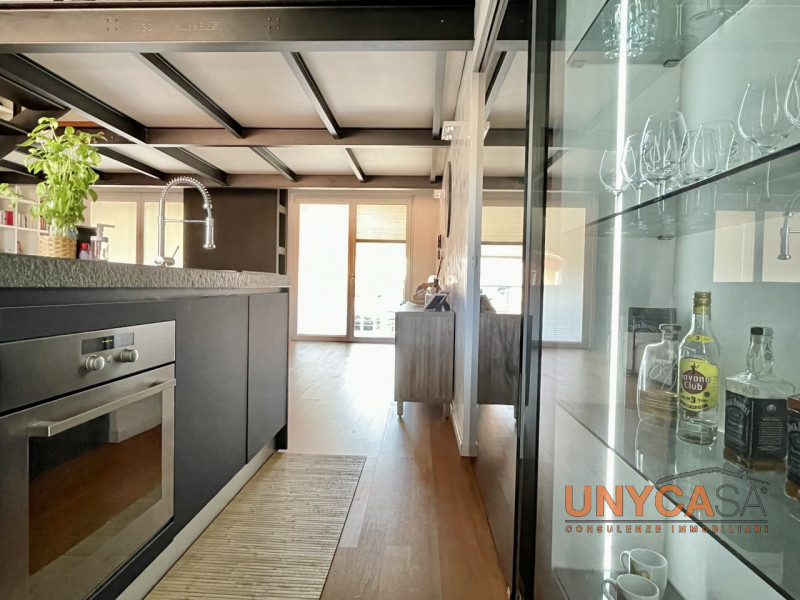 Immagine 8 di Attico in vendita  in Via Tintoretto a Selvazzano Dentro