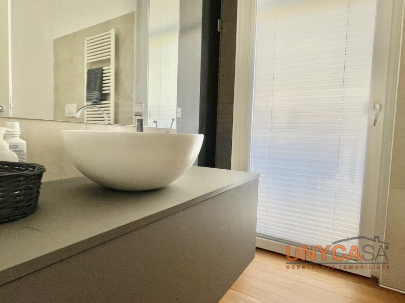 Immagine 16 di Attico in vendita  in Via Tintoretto a Selvazzano Dentro