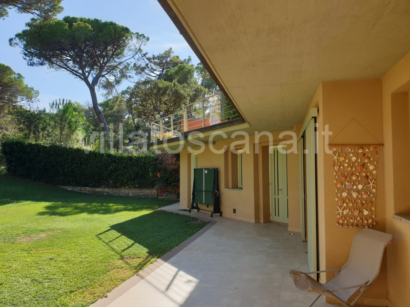 Immagine 13 di Villa in vendita  in Consorzio Pineta di Roccamare a Castiglione Della Pescaia