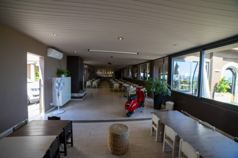 Immagine 29 di Hotel in vendita  in via fausto coppi a Pace Del Mela