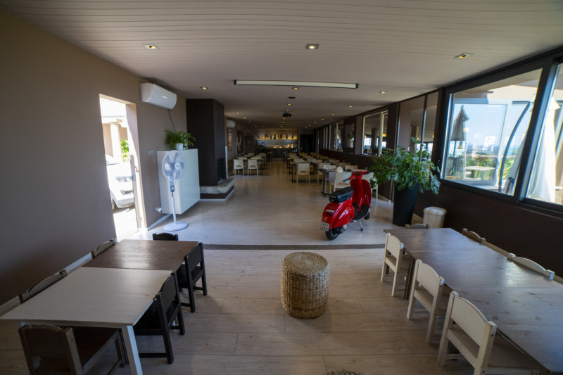 Immagine 31 di Hotel in vendita  in via fausto coppi a Pace Del Mela