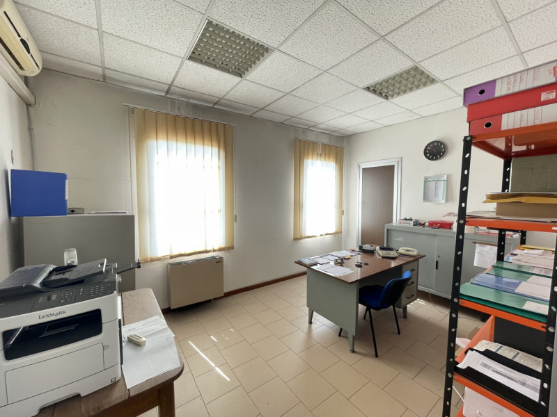 Immagine 18 di Capannone industriale in vendita  a Gonzaga