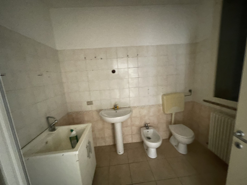 Immagine 20 di Capannone industriale in vendita  a Gonzaga