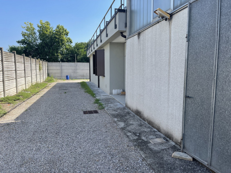 Immagine 26 di Capannone industriale in vendita  a Gonzaga