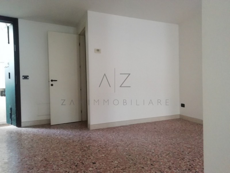 Immagine 6 di Ufficio in vendita  in Borgo Pieve a Castelfranco Veneto