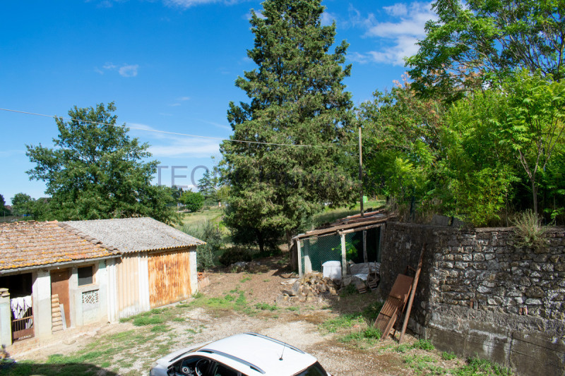 Immagine 7 di Rustico / casale in vendita  a Perugia