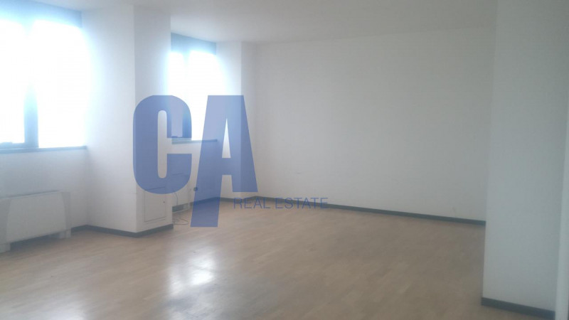 Immagine 5 di Ufficio in affitto  in VIA CANTORE GEN. a Sesto San Giovanni