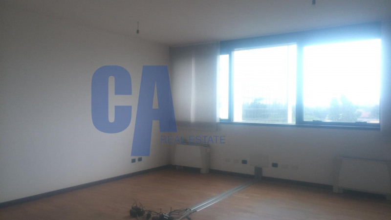 Immagine 24 di Ufficio in affitto  in VIA CANTORE GEN. a Sesto San Giovanni