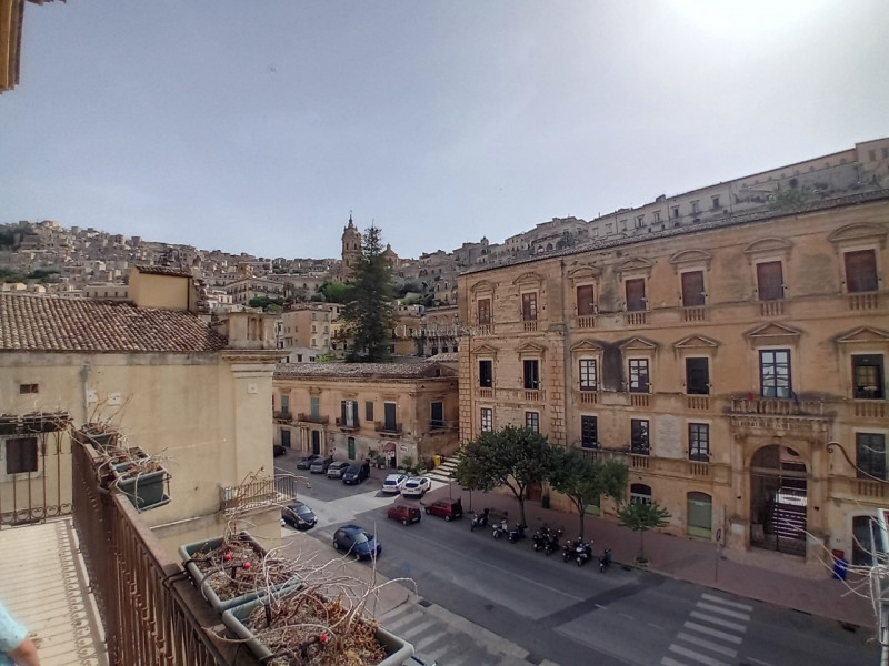 Immagine 20 di Casa indipendente in vendita  in Corso Umberto 205 a Modica