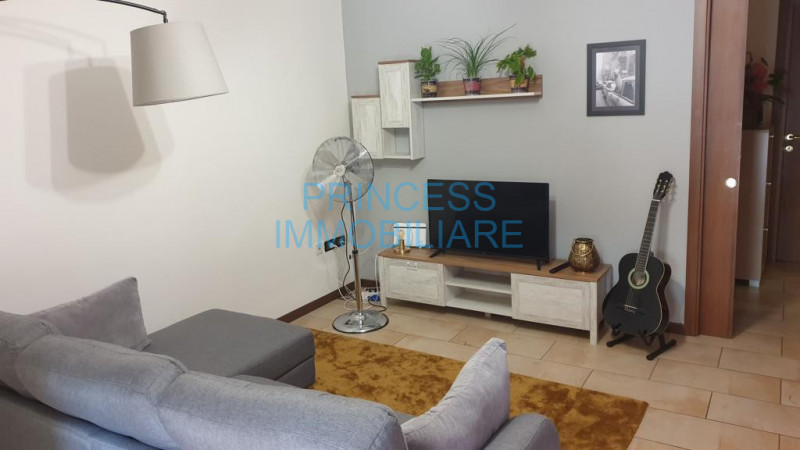 Immagine 2 di Appartamento in vendita  a Schio