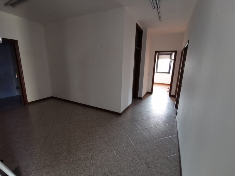 Immagine 4 di Ufficio in affitto  a Vigonza