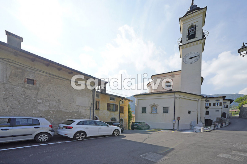 Immagine 2 di Rustico / casale in vendita  in Via Barchet, 4 a Tremosine