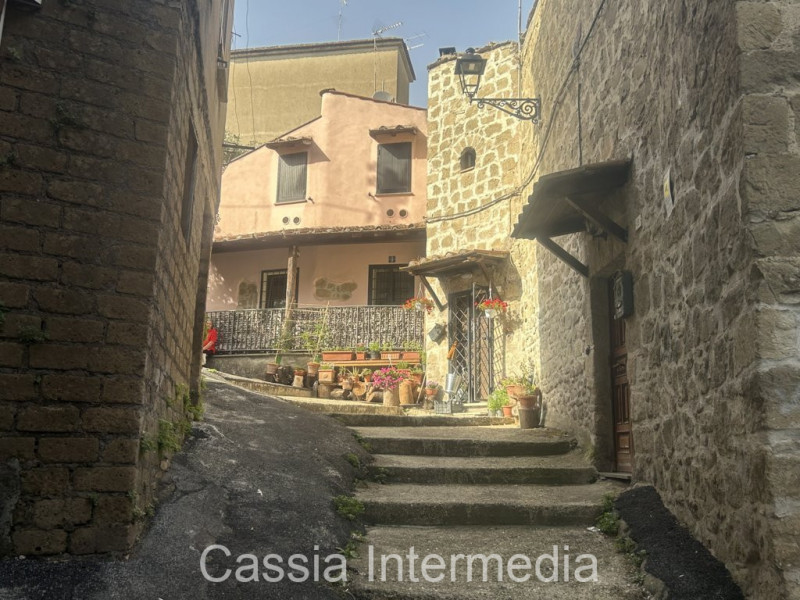 Immagine 2 di Appartamento in vendita  in Via Carlo Rosselli 11 a Campagnano Di Roma