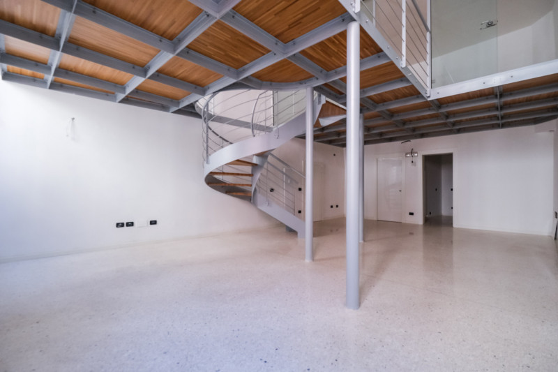 Immagine 4 di Ufficio in vendita  in contrà carpagnon a Vicenza