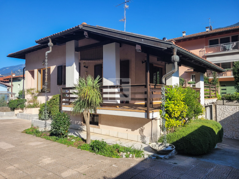 Immagine 8 di Casa indipendente in vendita  in Via Riccardo Zandonai a Dro