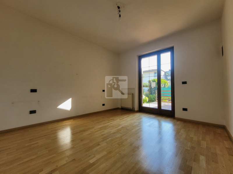 Immagine 18 di Casa indipendente in vendita  in Via Riccardo Zandonai a Dro