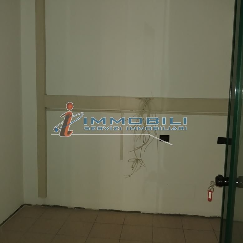Immagine 10 di Ufficio in vendita  in VIA DEL LAVORO a Concorezzo