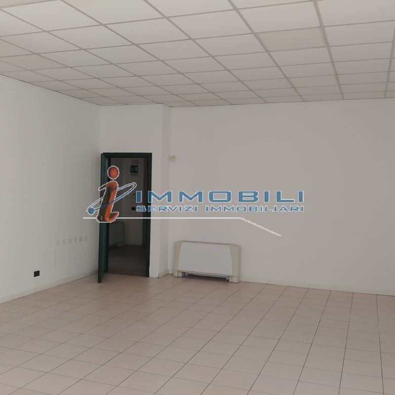 Immagine 17 di Ufficio in vendita  in VIA DEL LAVORO a Concorezzo