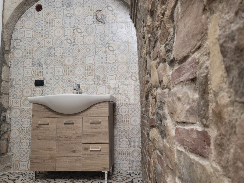 Immagine 16 di Appartamento in vendita  in Via Roma a Dro