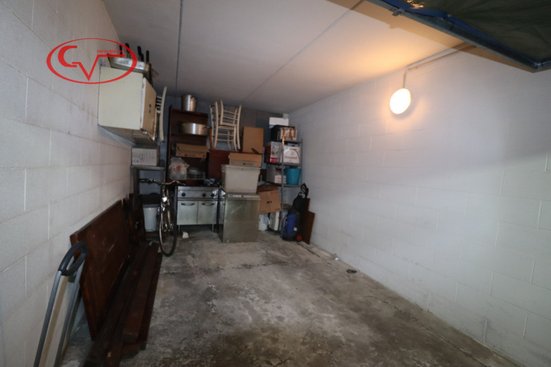 Immagine 3 di Garage in vendita  in via mannozzi a San Giovanni Valdarno