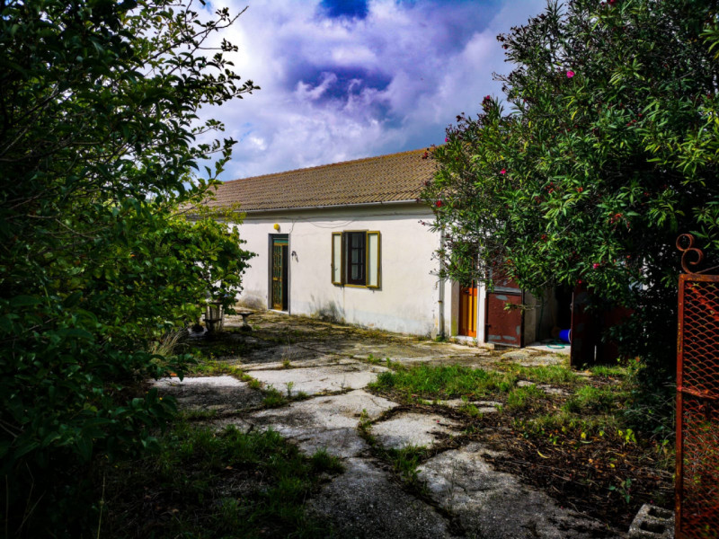 Immagine 1 di Rustico / casale in vendita  in VIA MONACO a Postiglione