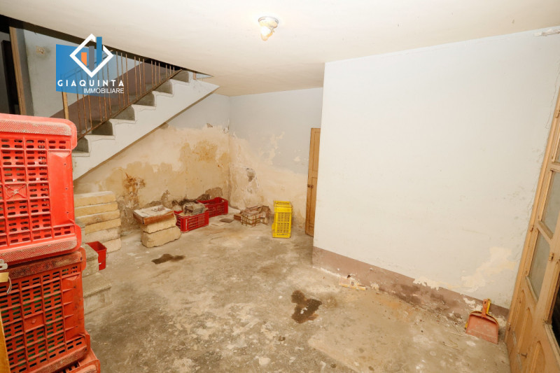 Immagine 14 di Appartamento in vendita  in VIA SOLDATO PANEBIANCO N.10/12 a Palagonia