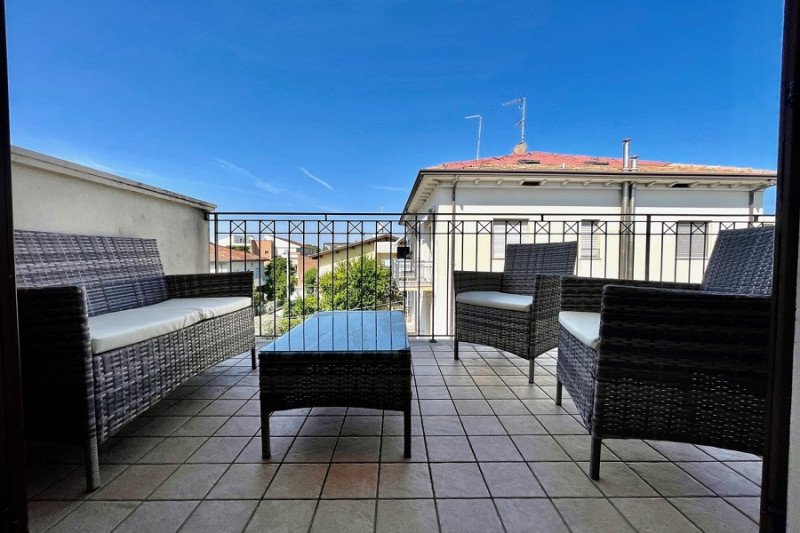 Immagine 2 di Appartamento in vendita  in viale Carbonia a Riccione