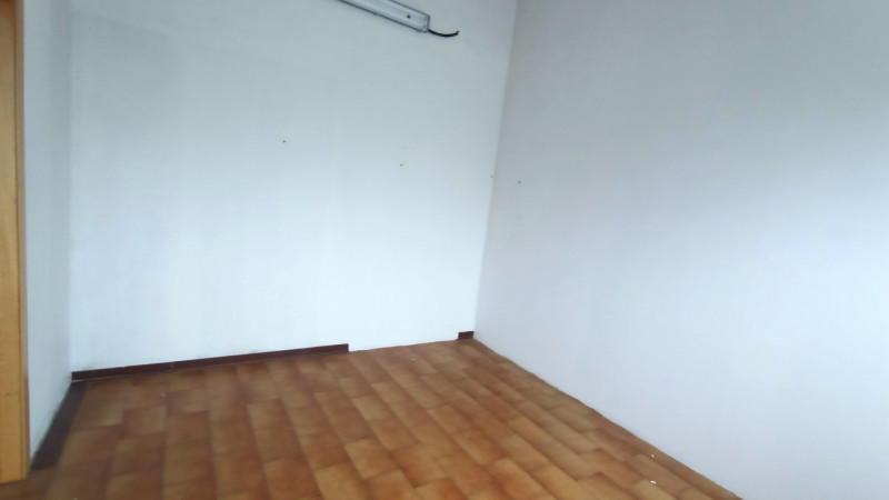 Immagine 2 di Negozio in vendita  a San Giovanni Valdarno