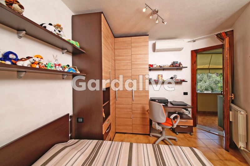 Immagine 9 di Appartamento in vendita  in Via Federico Odorici a Salò